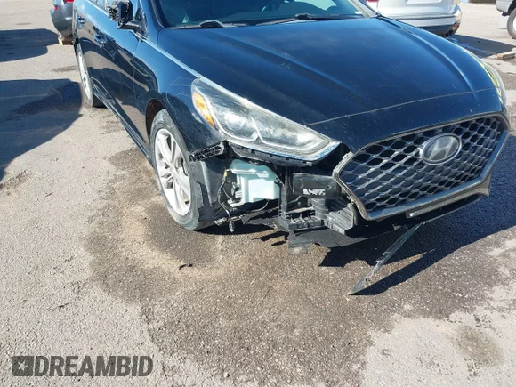 ✅ 2018 Hyundai Sonata Sport Plus • VIN: 5NPE34AF8JH609283 • Lot: 44122712. Wystawiony na IAAI z przebiegiem 118 630 mil. Bezpłatny archiwum sprzedaży aukcyjnych z USA i szczegółowy raport historii pojazdu na DreamBid. Zdjęcie 6.