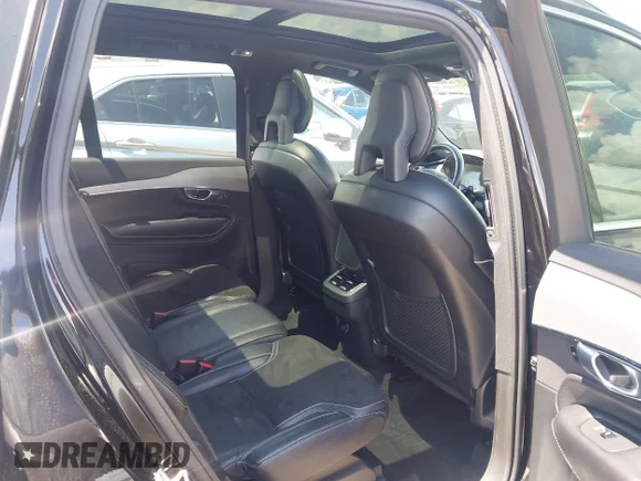 ✅ 2018 Volvo XC90 R-Design • VIN: YV4A22PM8J1196037 • Лот: 45222243. Опубликован ранее на IAAI с пробегом 112 024 миль. Бесплатный доступ к архиву аукционных продаж из США и подробный отчёт об истории автомобиля на DreamBid. Изображение 8.