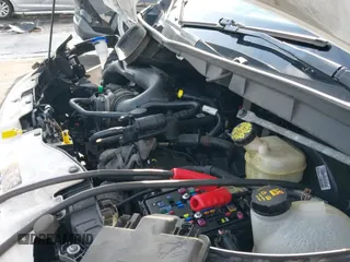 ✅ 2021 Ford Transit Cargo • VIN: 1FTBR1C82MKA66677 • Lot: 43309088. Wystawiony na IAAI z przebiegiem 125 596 mil. Bezpłatny archiwum sprzedaży aukcyjnych z USA i szczegółowy raport historii pojazdu na DreamBid. Zdjęcie 19.