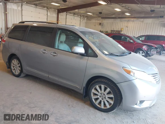 ✅ 2011 Toyota Sienna Limited • VIN: 5TDDK3DC9BS027392 • Lot: 44872113. Listed on IAAI with 196,479 mi. Free auction sales archive from the USA and detailed vehicle history report at DreamBid. Image 1.
