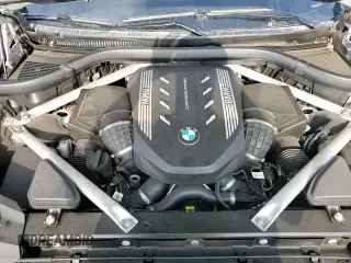 ✅ 2022 BMW X7 M50i • VIN: 5UXCX6C09N9J99171 • Lot: 67753495. Wystawiony na Copart z przebiegiem 63 555 mil. Bezpłatny archiwum sprzedaży aukcyjnych z USA i szczegółowy raport historii pojazdu na DreamBid. Zdjęcie 16.