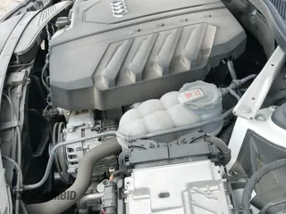 ✅ 2023 Audi A4 S line Premium Plus • VIN: WAUEAAF47PN002311 • Лот: 42923397. Опубликован ранее на IAAI с пробегом 29 009 миль. Бесплатный доступ к архиву аукционных продаж из США и подробный отчёт об истории автомобиля на DreamBid. Изображение 22.