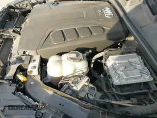 ✅ 2018 Audi Q7 • VIN: WA1LHBF7XJD016328 • Lot: 43653196. Wystawiony na IAAI z przebiegiem 64 283 mil. Bezpłatny archiwum sprzedaży aukcyjnych z USA i szczegółowy raport historii pojazdu na DreamBid. Zdjęcie 19.