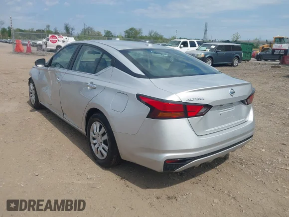 ✅ 2019 Nissan Altima S • VIN: 1N4BL4BV8KC127053 • Lot: 44946306. Wystawiony na IAAI z przebiegiem 93 785 mil. Bezpłatny archiwum sprzedaży aukcyjnych z USA i szczegółowy raport historii pojazdu na DreamBid. Zdjęcie 3.