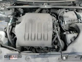 ✅ 2019 Mitsubishi Eclipse Cross ES • VIN: JA4AT3AA2KZ033188 • Lot: 67993825. Wystawiony na Copart z przebiegiem 63 543 mil. Bezpłatny archiwum sprzedaży aukcyjnych z USA i szczegółowy raport historii pojazdu na DreamBid. Zdjęcie 14.