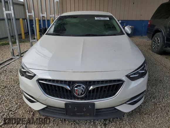 ✅ 2019 Buick Regal Essence • VIN: W04GR6SX1K1009945 • Лот: 48798646. Опубликован ранее на Copart с пробегом 93 051 миль. Бесплатный доступ к архиву аукционных продаж из США и подробный отчёт об истории автомобиля на DreamBid. Изображение 5.