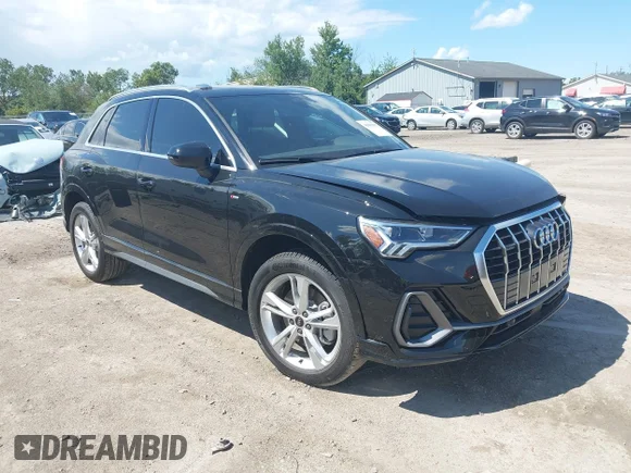 ✅ 2024 Audi Q3 S line Premium • VIN: WA1DECF32R1109793 • Lot: 43089592. Wystawiony na IAAI z przebiegiem 13 207 mil. Bezpłatny archiwum sprzedaży aukcyjnych z USA i szczegółowy raport historii pojazdu na DreamBid. Zdjęcie 1.
