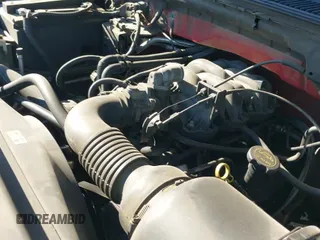 ✅ 2003 Ford F-150 XL • VIN: 2FTRX17213CA25521 • Lot: 42673697. Wystawiony na IAAI z przebiegiem 217 883 mil. Bezpłatny archiwum sprzedaży aukcyjnych z USA i szczegółowy raport historii pojazdu na DreamBid. Zdjęcie 19.