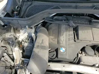 ✅ 2017 BMW X5 xDrive35i • VIN: 5UXKR0C33H0X80476 • Лот: 86898875. Опубликован ранее на Copart с пробегом 109 652 миль. Бесплатный доступ к архиву аукционных продаж из США и подробный отчёт об истории автомобиля на DreamBid. Изображение 14.