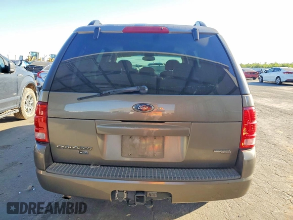✅ 2005 Ford Explorer XLT • VIN: 1FMZU73E85ZA26159 • Лот: 45529196. Опубликован ранее на Copart с пробегом 204 508 миль. Бесплатный доступ к архиву аукционных продаж из США и подробный отчёт об истории автомобиля на DreamBid. Изображение 6.