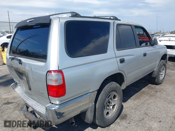 ✅ 2000 Toyota 4Runner • VIN: JT3GM84RXY0067375 • Lot: 43076609. Wystawiony na IAAI z przebiegiem 261 802 mil. Bezpłatny archiwum sprzedaży aukcyjnych z USA i szczegółowy raport historii pojazdu na DreamBid. Zdjęcie 4.