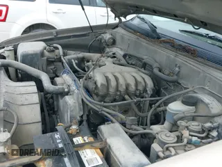 ✅ 2002 Toyota Tundra • VIN: 5TBJN321X2S252974 • Lot: 42533141. Wystawiony na IAAI z przebiegiem 130 562 mil. Bezpłatny archiwum sprzedaży aukcyjnych z USA i szczegółowy raport historii pojazdu na DreamBid. Zdjęcie 13.