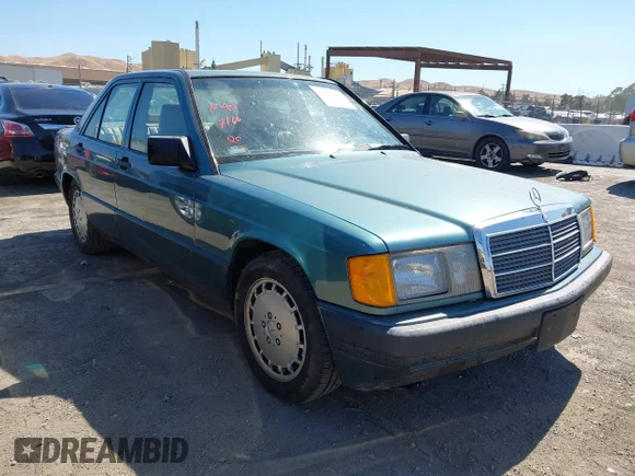 ✅ 1989 Mercedes-Benz 190 • VIN: WDBDA29D3KF573439 • Lot: 42771463. Wystawiony na IAAI z przebiegiem 71 129 mil. Bezpłatny archiwum sprzedaży aukcyjnych z USA i szczegółowy raport historii pojazdu na DreamBid. Zdjęcie 1.