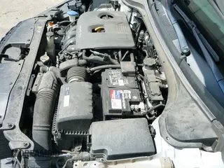 ✅ 2017 Hyundai Elantra Limited • VIN: 5NPD84LF9HH057863 • Lot: 41765378. Listed on IAAI with 80,646 mi. Free auction sales archive from the USA and detailed vehicle history report at DreamBid. Image 23.