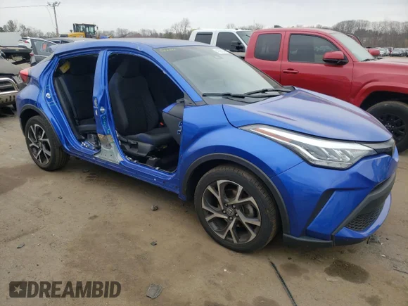 ✅ 2022 Toyota C-HR XLE • VIN: NMTKHMBX5NR141622 • Lot: 46665943. Wystawiony na Copart z przebiegiem 48 861 mil. Bezpłatny archiwum sprzedaży aukcyjnych z USA i szczegółowy raport historii pojazdu na DreamBid. Zdjęcie 4.