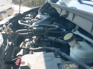 ✅ 2020 Ford Transit Cargo • VIN: 1FTYE1C82LKA63573 • Lot: 42900119. Wystawiony na IAAI z przebiegiem 218 177 mil. Bezpłatny archiwum sprzedaży aukcyjnych z USA i szczegółowy raport historii pojazdu na DreamBid. Zdjęcie 18.