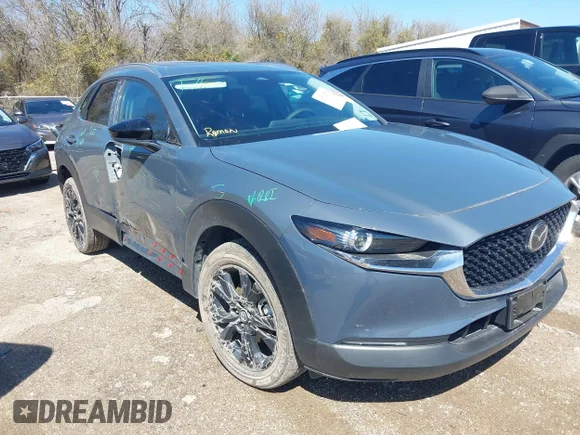 ✅ 2025 Mazda CX-30 S Preferred • VIN: 3MVDMBCM5SM776235 • Лот: 41764759. Опубліковано раніше на IAAI з пробігом 4 921 миль. Безкоштовний доступ до архіву аукціонних продажів зі США та докладний звіт про історію автомобіля на DreamBid. Зображення 1.