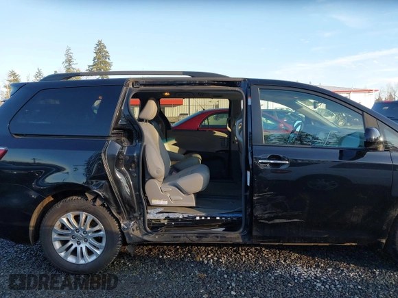 ✅ 2015 Toyota Sienna XLE • VIN: 5TDYK3DC8FS535991 • Lot: 44060759. Wystawiony na IAAI z przebiegiem 116 132 mil. Bezpłatny archiwum sprzedaży aukcyjnych z USA i szczegółowy raport historii pojazdu na DreamBid. Zdjęcie 6.
