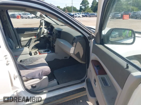 ✅ 2007 Jeep Grand Cherokee Limited • VIN: 1J8HR58M57C692982 • Lot: 43137926. Wystawiony na IAAI z przebiegiem 287 446 mil. Bezpłatny archiwum sprzedaży aukcyjnych z USA i szczegółowy raport historii pojazdu na DreamBid. Zdjęcie 5.