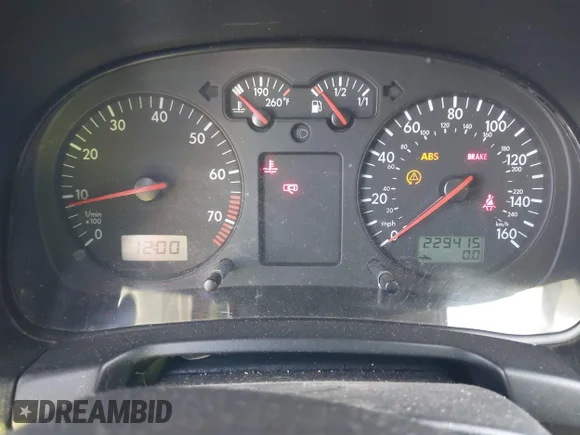 ✅ 2004 Volkswagen Golf GTI 1.8T • VIN: 9BWDE61J844002192 • Lot: 42248905. Wystawiony na IAAI z przebiegiem Nie podano. Bezpłatny archiwum sprzedaży aukcyjnych z USA i szczegółowy raport historii pojazdu na DreamBid. Zdjęcie 7.