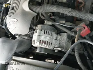 ✅ 2001 Chevrolet Silverado 1500 LT • VIN: 2GCEC19TX11144290 • Lot: 41709661. Wystawiony na IAAI z przebiegiem 405 583 mil mil. Skorzystaj z bezpłatnego archiwum sprzedaży aukcyjnych z USA i zobacz szczegółowy raport historii pojazdu na DreamBid. Zdjęcie 17.