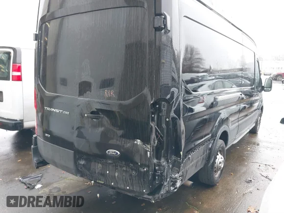 ✅ 2022 Ford Transit Cargo • VIN: 1FTBR3U85NKA64644 • Лот: 41006811. Опубліковано раніше на IAAI з пробігом 101 658 миль. Безкоштовний доступ до архіву аукціонних продажів зі США та докладний звіт про історію автомобіля на DreamBid. Зображення 6.