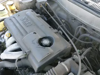 ✅ 2001 Toyota Corolla CE • VIN: 1NXBR12E91Z441600 • Lot: 43145280. Wystawiony na IAAI z przebiegiem 129 068 mil. Bezpłatny archiwum sprzedaży aukcyjnych z USA i szczegółowy raport historii pojazdu na DreamBid. Zdjęcie 12.