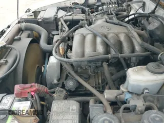 ✅ 1997 Toyota 4Runner Limited • VIN: JT3GN87R1V0038786 • Lot: 42522245. Wystawiony na IAAI z przebiegiem 248 281 mil. Bezpłatny archiwum sprzedaży aukcyjnych z USA i szczegółowy raport historii pojazdu na DreamBid. Zdjęcie 12.