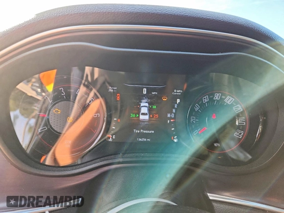 ✅ 2018 Dodge Challenger SXT Plus • VIN: 2C3CDZAG0JH251507 • Lot: 75650305. Wystawiony na Copart z przebiegiem 136 256 mil. Bezpłatny archiwum sprzedaży aukcyjnych z USA i szczegółowy raport historii pojazdu na DreamBid. Zdjęcie 9.