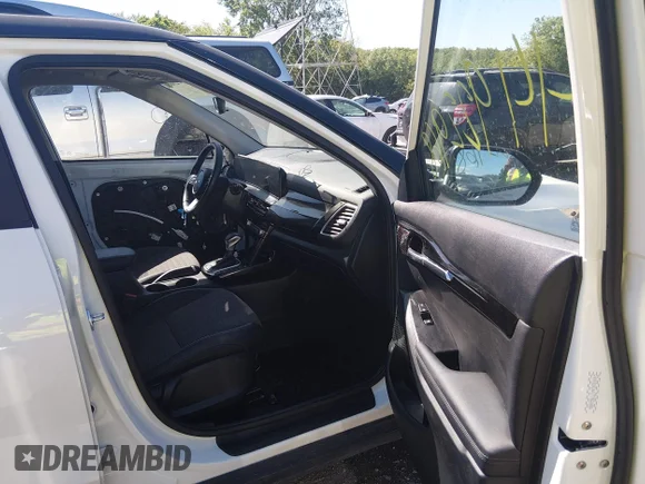 ✅ 2026 Kia Seltos S • VIN: KNDEUCAA1T7826886 • Lot: 44922968. Wystawiony na IAAI z przebiegiem 16 696 mil. Bezpłatny archiwum sprzedaży aukcyjnych z USA i szczegółowy raport historii pojazdu na DreamBid. Zdjęcie 5.