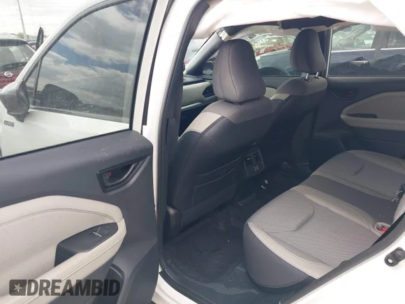✅ 2025 Subaru Forester Premium Hybrid • VIN: JF2SLSED0SH444234 • Лот: 45011042. Опубліковано раніше на IAAI з пробігом 2 878 миль. Безкоштовний доступ до архіву аукціонних продажів зі США та докладний звіт про історію автомобіля на DreamBid. Зображення 8.