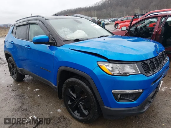 ✅ 2019 Jeep Compass Latitude • VIN: 3C4NJDBB6KT697575 • Лот: 44471708. Опубликован ранее на IAAI с пробегом 84 122 миль. Бесплатный доступ к архиву аукционных продаж из США и подробный отчёт об истории автомобиля на DreamBid. Изображение 1.