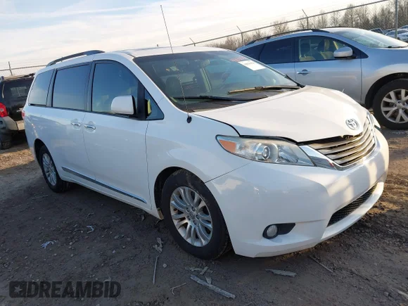 ✅ 2013 Toyota Sienna Limited • VIN: 5TDYK3DCXDS400220 • Lot: 44031028. Listed on IAAI with 170,901 mi. Free auction sales archive from the USA and detailed vehicle history report at DreamBid. Image 1.