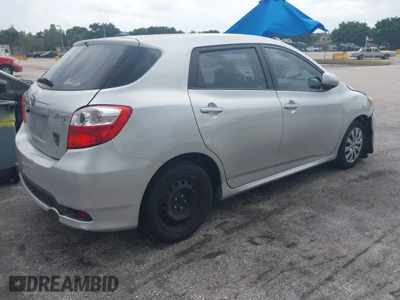 ✅ 2012 Toyota Matrix L • VIN: 2T1KU4EE6CC821056 • Lot: 43113786. Wystawiony na IAAI z przebiegiem 113 842 mil. Bezpłatny archiwum sprzedaży aukcyjnych z USA i szczegółowy raport historii pojazdu na DreamBid. Zdjęcie 4.