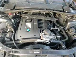 ✅ 2010 BMW 3 Series 335i xDrive • VIN: WBAWC7C59AE271044 • Lot: 82657714. Wystawiony na Copart z przebiegiem 177 693 mil. Bezpłatny archiwum sprzedaży aukcyjnych z USA i szczegółowy raport historii pojazdu na DreamBid. Zdjęcie 15.