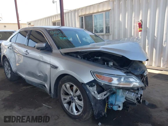 ✅ 2012 Ford Taurus SEL • VIN: 1FAHP2HW1CG122404 • Lot: 44485099. Wystawiony na IAAI z przebiegiem 157 314 mil. Bezpłatny archiwum sprzedaży aukcyjnych z USA i szczegółowy raport historii pojazdu na DreamBid. Zdjęcie 1.