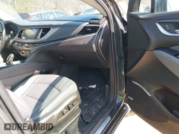 ✅ 2019 Buick Enclave Premium • VIN: 5GAEVBKW7KJ303182 • Lot: 44581201. Listed on IAAI with Not provided. Free auction sales archive from the USA and detailed vehicle history report at DreamBid. Image 5.