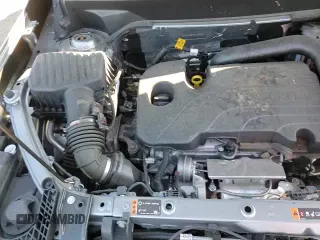 ✅ 2024 GMC Terrain SLE • VIN: 3GKALMEG7RL218563 • Lot: 71503295. Wystawiony na Copart z przebiegiem 7 389 mil. Bezpłatny archiwum sprzedaży aukcyjnych z USA i szczegółowy raport historii pojazdu na DreamBid. Zdjęcie 16.