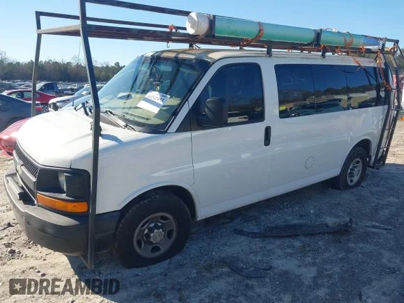 ✅ 2014 Chevrolet Express 3500 • VIN: 1GNZGXFG9E1119318 • Lot: 44242453. Wystawiony na IAAI z przebiegiem 255 000 mil. Bezpłatny archiwum sprzedaży aukcyjnych z USA i szczegółowy raport historii pojazdu na DreamBid. Zdjęcie 2.
