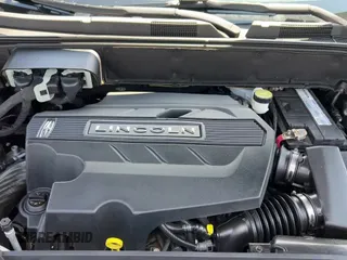 ✅ 2019 Lincoln Nautilus Reserve • VIN: 2LMPJ6LP4KBL10936 • Lot: 80841055. Wystawiony na Copart z przebiegiem 143 992 mil. Bezpłatny archiwum sprzedaży aukcyjnych z USA i szczegółowy raport historii pojazdu na DreamBid. Zdjęcie 11.