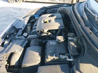 2021 Hyundai Veloster 2.0 z VIN KMHTG6AF3MU032658, wystawiony jako IAAI lot #41356076 z przebiegiem 70 881 mil mil oraz . Historia ofert i sprzedaży dostępna na DreamBid. Obrazek 18.