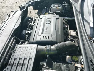 ✅ 2019 Audi Q3 Premium • VIN: WA1AECF37K1076492 • Lot: 41099499. Wystawiony na IAAI z przebiegiem 80 975 mil. Bezpłatny archiwum sprzedaży aukcyjnych z USA i szczegółowy raport historii pojazdu na DreamBid. Zdjęcie 19.