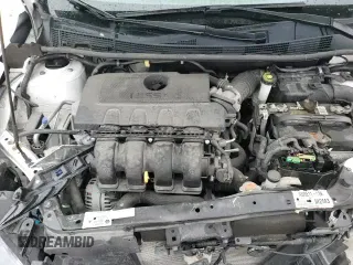 ✅ 2019 Nissan Sentra SV • VIN: 3N1AB7AP3KY308777 • Lot: 90242715. Listed on Copart with 104,702 mi. Free auction sales archive from the USA and detailed vehicle history report at DreamBid. Image 14.