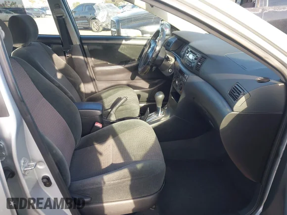 ✅ 2006 Toyota Corolla LE • VIN: 1NXBR30E76Z619784 • Lot: 44984193. Wystawiony na IAAI z przebiegiem 236 241 mil. Bezpłatny archiwum sprzedaży aukcyjnych z USA i szczegółowy raport historii pojazdu na DreamBid. Zdjęcie 5.