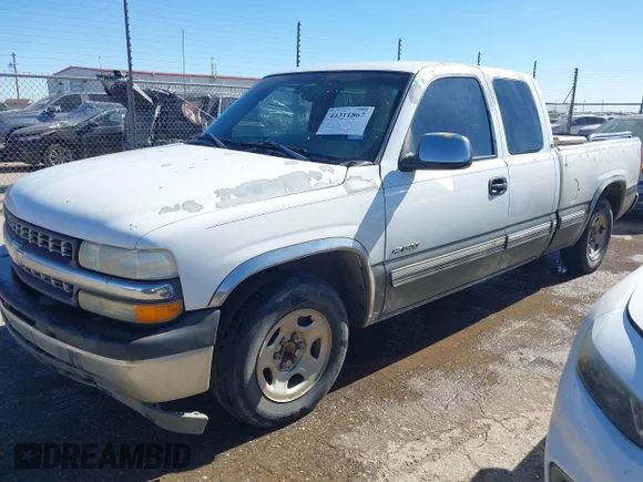 ✅ 2001 Chevrolet Silverado 1500 LS • VIN: 2GCEC19T111320658 • Lot: 44311867. Wystawiony na IAAI z przebiegiem 222 078 mil. Bezpłatny archiwum sprzedaży aukcyjnych z USA i szczegółowy raport historii pojazdu na DreamBid. Zdjęcie 2.