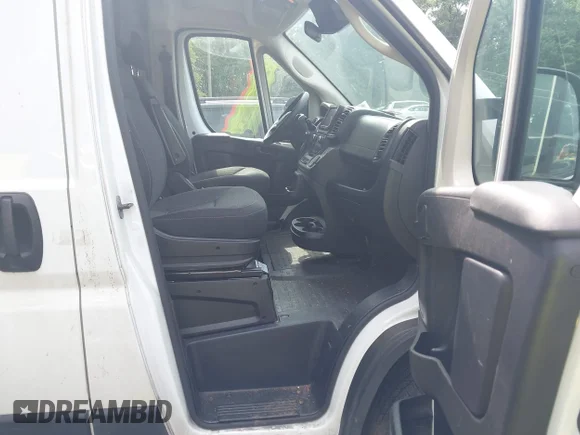 ✅ 2022 Ram ProMaster Cargo • VIN: 3C6LRVDG3NE134417 • Лот: 42763645. Опубліковано раніше на IAAI з пробігом 58 492 миль. Безкоштовний доступ до архіву аукціонних продажів зі США та докладний звіт про історію автомобіля на DreamBid. Зображення 5.