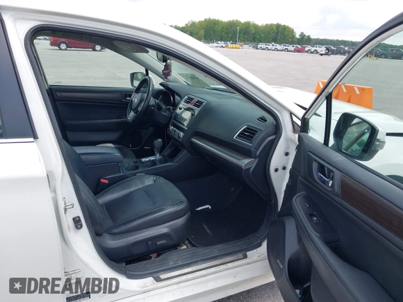 ✅ 2015 Subaru Legacy Limited • VIN: 4S3BNBL64F3049120 • Lot: 45009537. Wystawiony na IAAI z przebiegiem 223 810 mil. Bezpłatny archiwum sprzedaży aukcyjnych z USA i szczegółowy raport historii pojazdu na DreamBid. Zdjęcie 5.