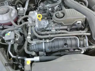 ✅ 2025 Volkswagen Jetta SE • VIN: 3VW7X7BU4SM037343 • Lot: 81888175. Listed on Copart with 10,464 mi. Free auction sales archive from the USA and detailed vehicle history report at DreamBid. Image 15.