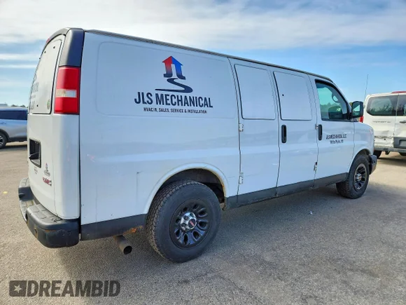 ✅ 2014 GMC Savana Cargo • VIN: 1GTS8AF46E1184914 • Лот: 46288066. Опубліковано раніше на Copart з пробігом 154 400 миль. Безкоштовний доступ до архіву аукціонних продажів зі США та докладний звіт про історію автомобіля на DreamBid. Зображення 3.
