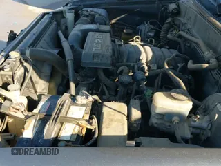 ✅ 2005 Toyota Tundra SR5 • VIN: 5TBET34105S486064 • Lot: 43339005. Listed on IAAI with 198,899 mi. Free auction sales archive from the USA and detailed vehicle history report at DreamBid. Image 20.